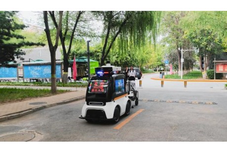 多所高校組建無人車車隊迎新，陣容強大！